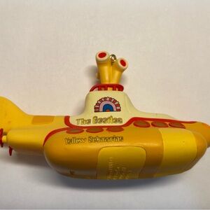 The Beatles Yellow Submarine Hallmark 2000 Xmas Tree Ornament